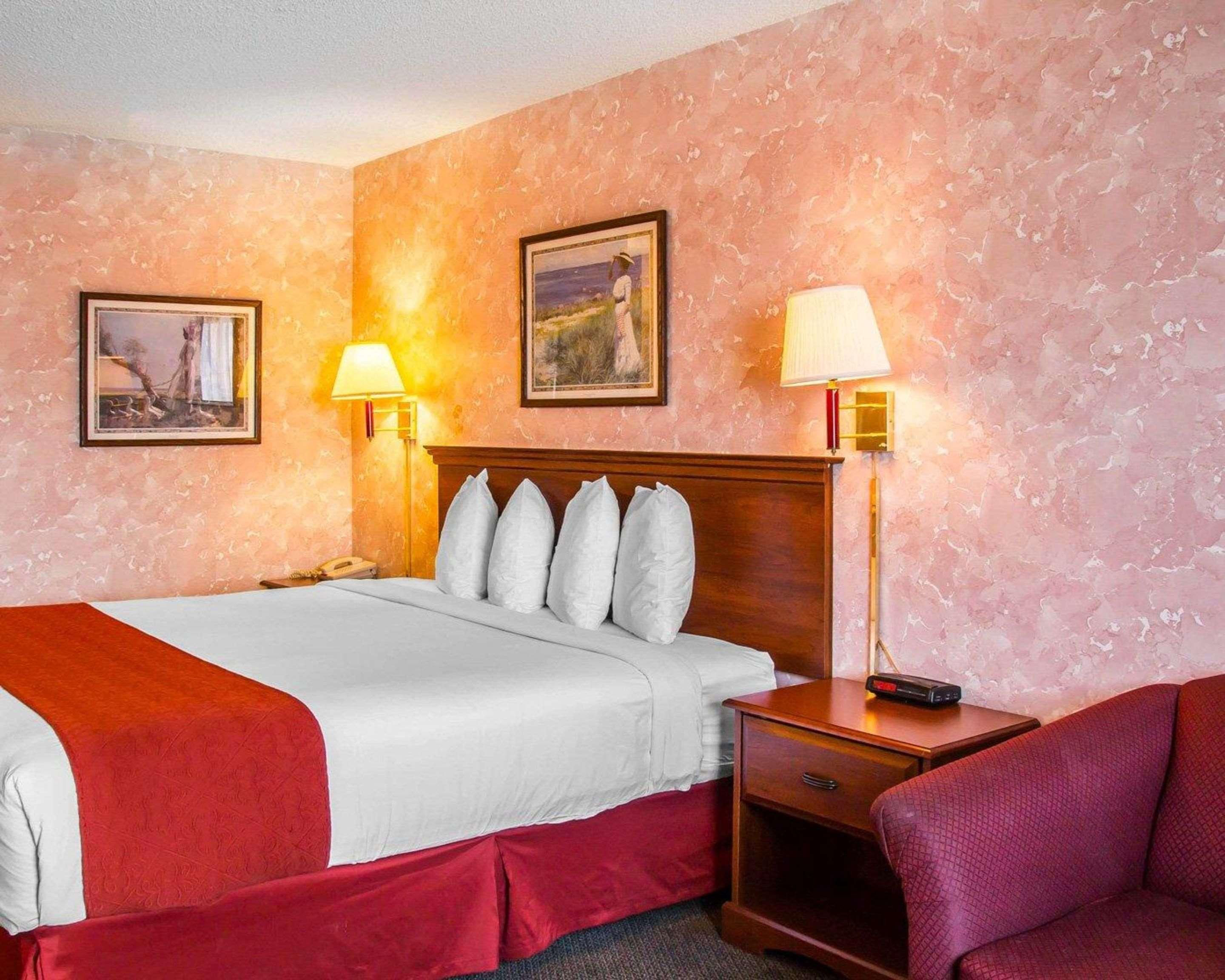 อีโคโน ลอดจ์ Hotel Firestone ภายนอก รูปภาพ