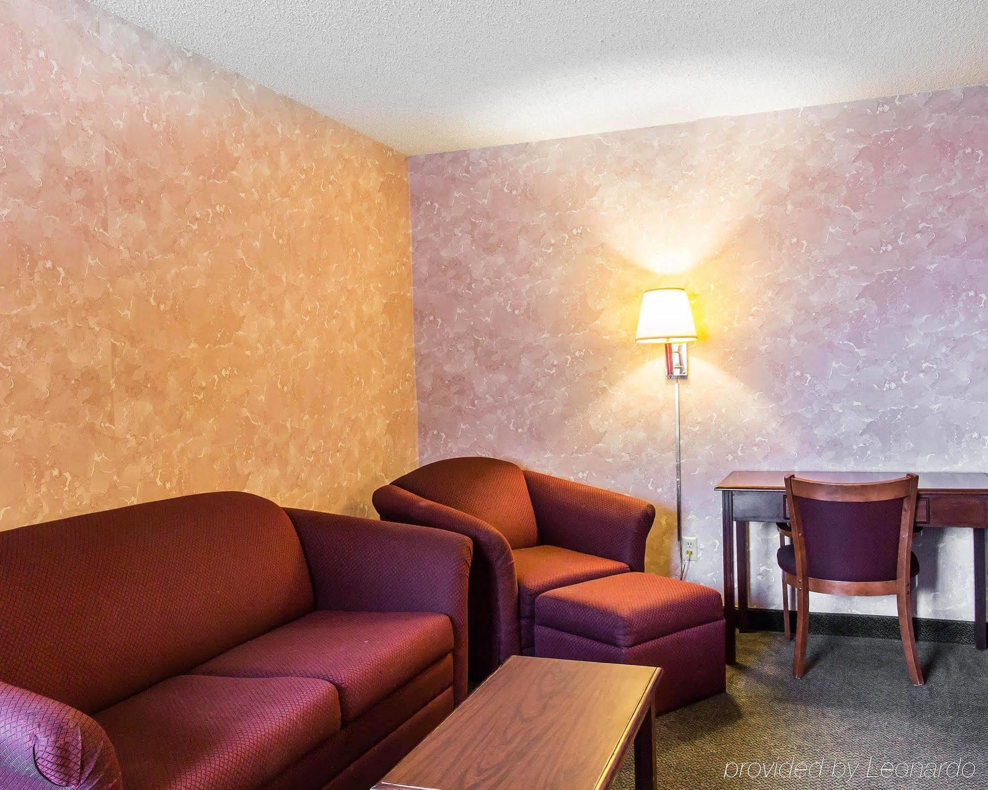 อีโคโน ลอดจ์ Hotel Firestone ภายนอก รูปภาพ